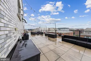 730 24th St NW, Washington, DC 20037 - Photo 32