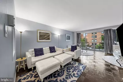 730 24th Street NW #312, Washington, DC 20037 - Photo 1