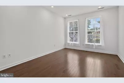 300 8th Street NE #209, Washington, DC 20002 - Photo 6