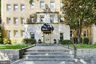 5402 Connecticut Ave NW, Washington, DC 20015 - Photo 2