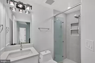 1650 Columbia Rd NW, Washington, DC 20009 - Photo 16