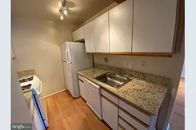 1601 18th Street NW #406, Washington, DC 20009 - Photo 10