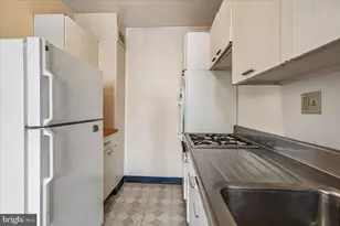 2475 Virginia Ave NW, Washington, DC 20037 - Photo 20
