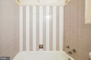 2475 Virginia Ave NW, Washington, DC 20037 - Photo 24