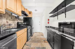 4201 Cathedral Ave NW, Washington, DC 20016 - Photo 14