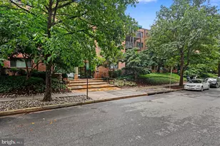 2325 42nd St NW, Washington, DC 20007 - Photo 28
