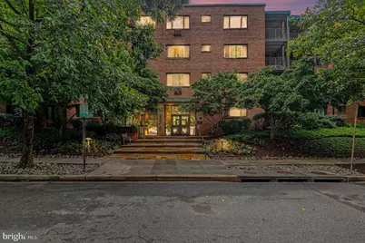 2325 42nd Street NW #220, Washington, DC 20007 - Photo 6