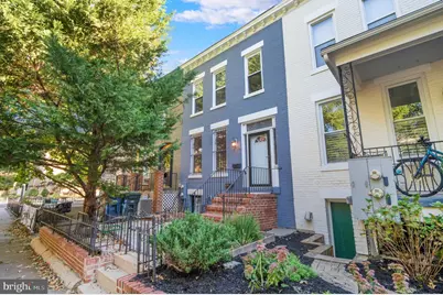 104 15th Street SE #UNIT A, Washington, DC 20003 - Photo 2