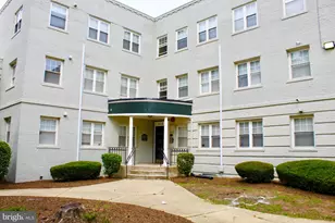 912 Barnaby St SE, Washington, DC 20032 - Photo 2