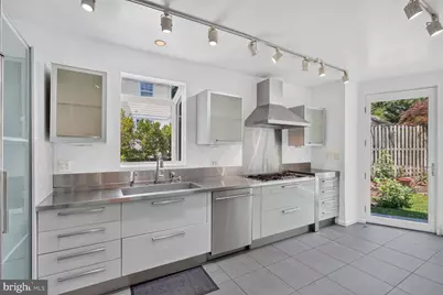 3113 45th Street NW, Washington, DC 20016 - Photo 14