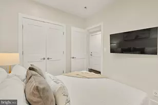 1453 Girard St NW, Washington, DC 20009 - Photo 16