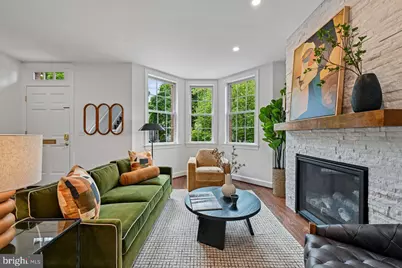 21 4th Street NE, Washington, DC 20002 - Photo 2