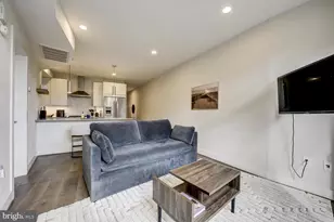 2337 Champlain St NW, Washington, DC 20009 - Photo 4