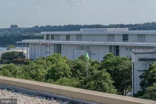 2475 Virginia Ave NW, Washington, DC 20037 - Photo 38