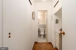 2475 Virginia Ave NW, Washington, DC 20037 - Photo 32