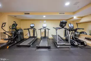 915 E St NW, Washington, DC 20004 - Photo 20