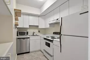 1301 Delaware Ave SW, Washington, DC 20024 - Photo 14