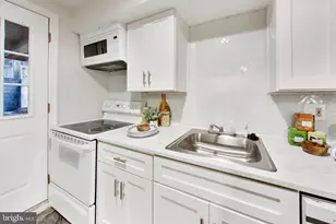 1434 Perry Pl NW, Washington, DC 20010 - Photo 32