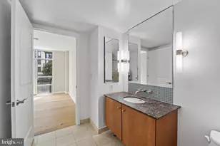 1025 1st St SE, Washington, DC 20003 - Photo 8