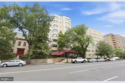 2720 Wisconsin Avenue NW #302, Washington, DC 20007 - Photo 2
