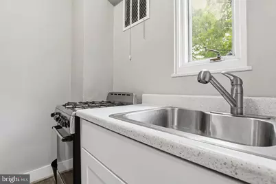 2720 Wisconsin Avenue NW #302, Washington, DC 20007 - Photo 6