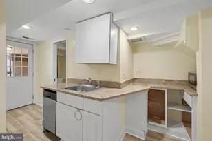 1466 Ogden St NW, Washington, DC 20010 - Photo 32