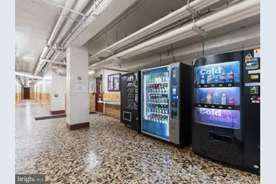 2500 Q Street NW #426, Washington, DC 20007 - Photo 14