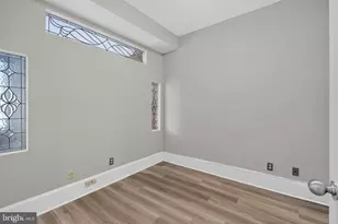 705 8th St SE, Washington, DC 20003 - Photo 8