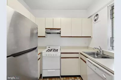 1727 Massachusetts Avenue NW #416, Washington, DC 20036 - Photo 4