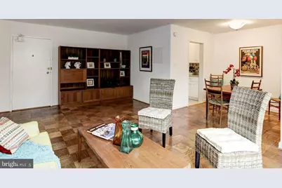 2400 41st Street NW #203, Washington, DC 20007 - Photo 10