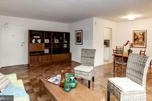 2400 41st St NW, Washington, DC 20007 - Photo 10