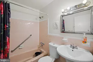2213 Evarts St NE, Washington, DC 20018 - Photo 18