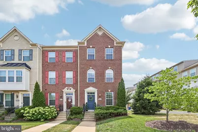 3801 Commodore Joshua Barney Drive NE, Washington, DC 20018 - Photo 2