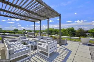 300 8th St NE, Washington, DC 20002 - Photo 38