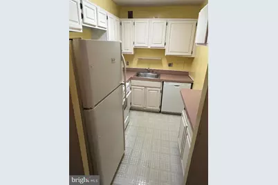 5410 Connecticut Avenue NW #309, Washington, DC 20015 - Photo 1