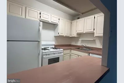 5410 Connecticut Avenue NW #309, Washington, DC 20015 - Photo 2