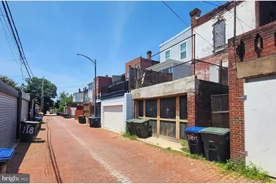 121 R Street NE, Washington, DC 20002 - Photo 10