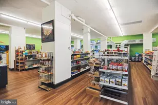 4000 Cathedral Ave NW, Washington, DC 20016 - Photo 24