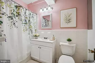 4000 Cathedral Ave NW, Washington, DC 20016 - Photo 20