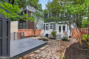 1870 Newton St NW, Washington, DC 20010 - Photo 22