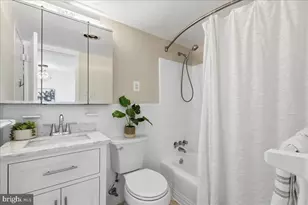 1330 New Hampshire Ave NW, Washington, DC 20036 - Photo 18