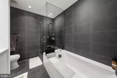 1177 22nd Street NW #7J, Washington, DC 20037 - Photo 14