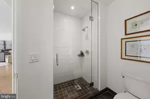 1177 22nd Street NW, Washington, DC 20037 - Photo 16