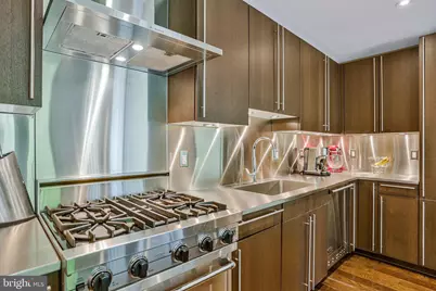 2425 L Street NW #211, Washington, DC 20037 - Photo 8