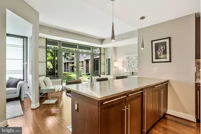 2425 L Street NW #211, Washington, DC 20037 - Photo 4