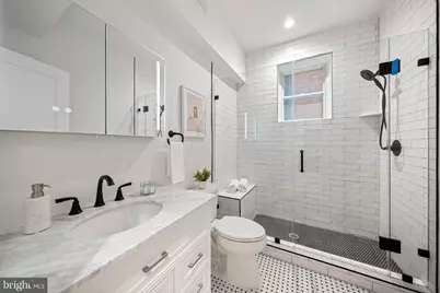 131 11th Street NE #B, Washington, DC 20002 - Photo 12