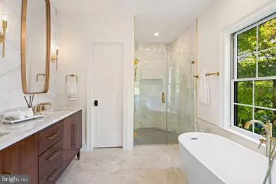 5631 Macarthur Boulevard NW, Washington, DC 20016 - Photo 22