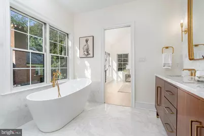 5631 Macarthur Boulevard NW, Washington, DC 20016 - Photo 26