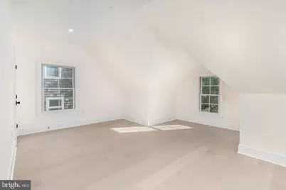 5631 Macarthur Boulevard NW, Washington, DC 20016 - Photo 50