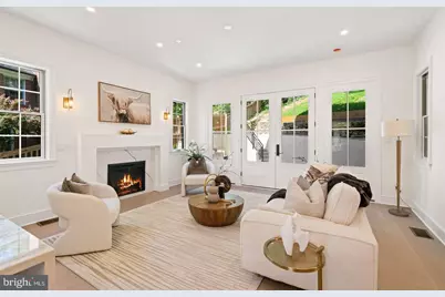 5631 Macarthur Boulevard NW, Washington, DC 20016 - Photo 4